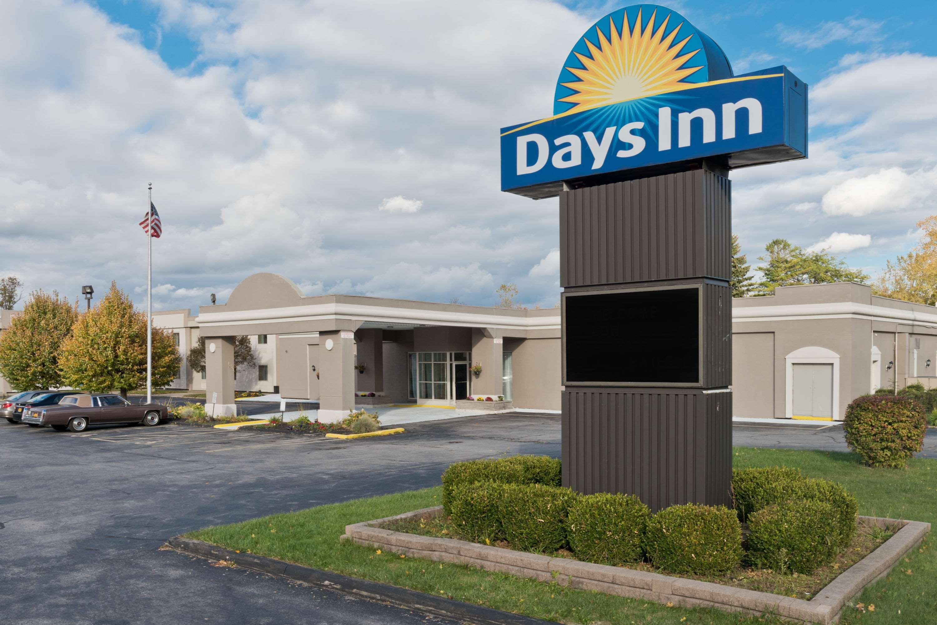 Days Inn By Wyndham Batavia Darien Lake Theme Park Buitenkant foto